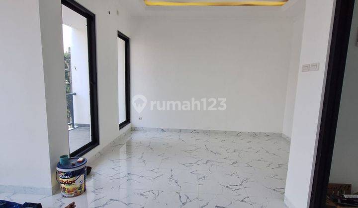 Rumah Baru Modern Minimalis Siap Huni Di Griya Loka Bsd City 2