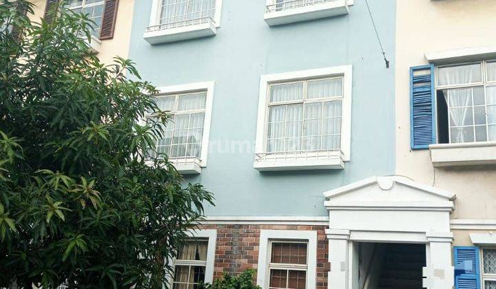 Rumah Type Town House Di Lippo Karawaci Tangerang 1