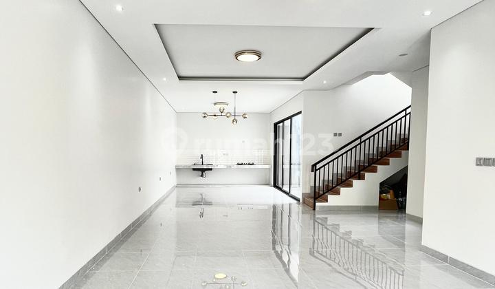 Dijual Rumah Cantik 2 Lantai Di Kawasan GRIYA LOKA BSD