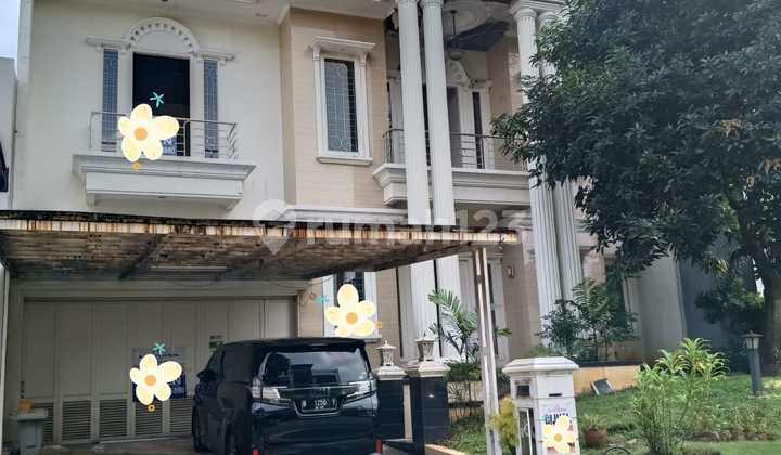 For Sale: House in the Elite Complex of Gading Serpong