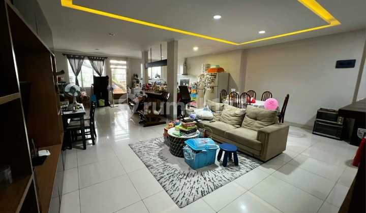 For sale: House in Sector 1.2, BSD
