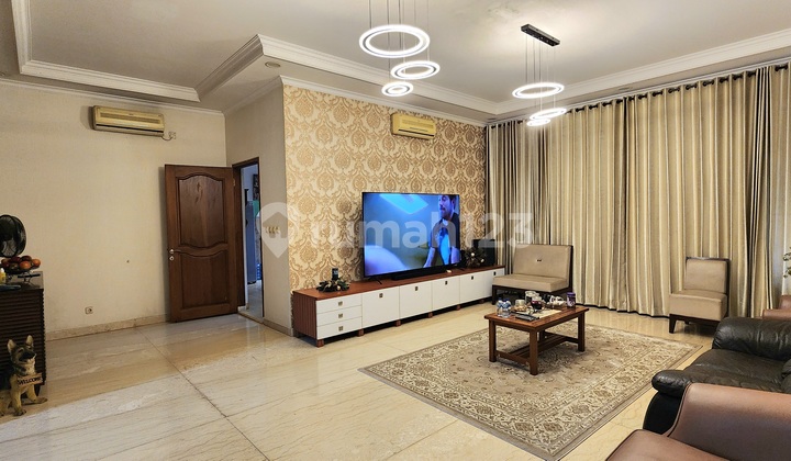 Dijual Rumah Rapi di Kawasan Elit Alam Sutera Telaga Biru Dijual Rumah Rapi di Kawasan Elit Alam Sutera Telaga Biru