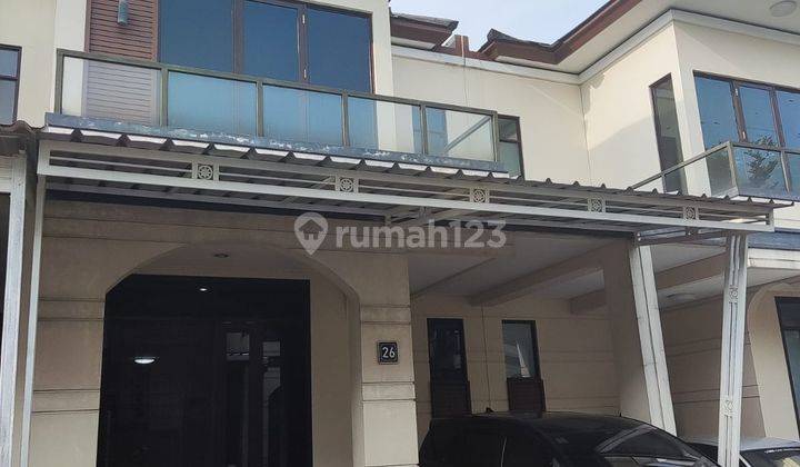 Dijual Rumah Semi Furnished di Cluster Gracia Lavon 1