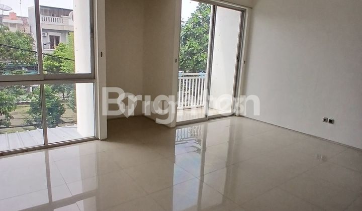 RUMAH 2 LANTAI DURI KEPA  DEKAT PUSAT KULINER GREENVILLE. JAKARTA BARAT 2