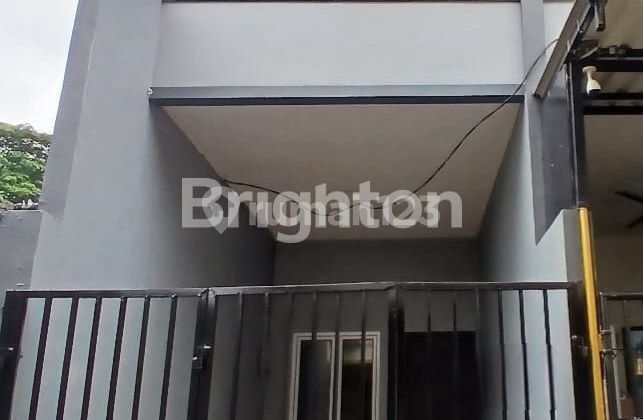 3-Story Ready-to-Occupy House in Duri Kepa, West Jakarta 3-Story Ready-to-Occupy House in Duri Kepa, West Jakarta