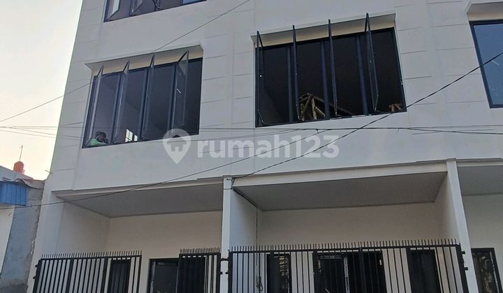 Ruko Baru 3 Lantai Siap Pakai Pademangan Jakarta Utara Ruko Baru 3 Lantai Siap Pakai Pademangan Jakarta Utara