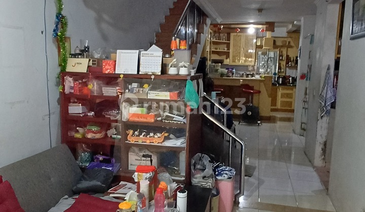 Strategic House Green Garden West Jakarta 2