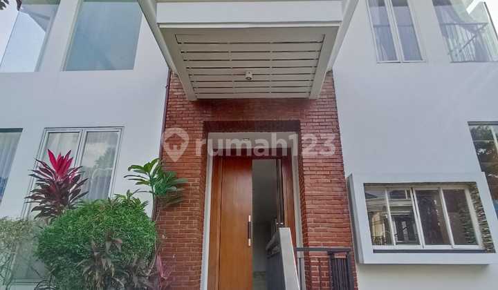 Beautiful Modern House 2 Floors With Pool In Pondok Indah 2