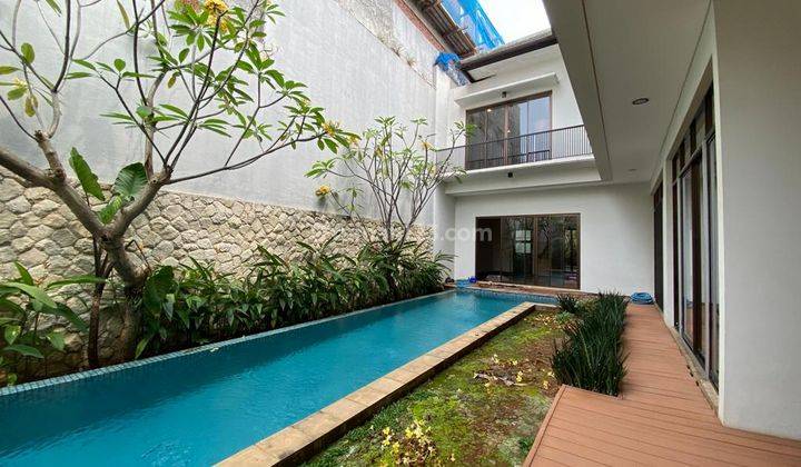 Beautiful Modern House With Pool In Pondok Indah Area 1