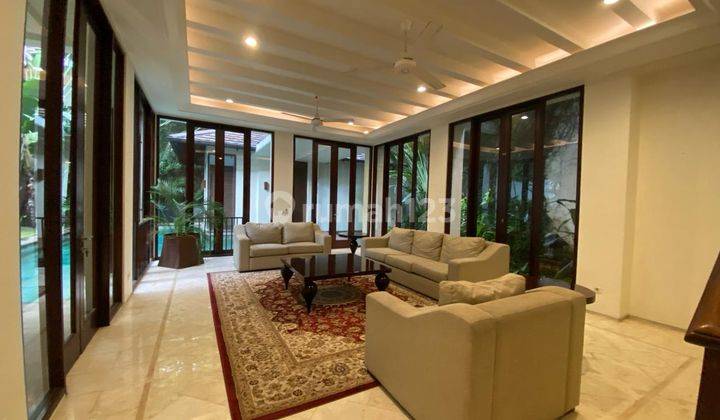 Beautiful Tropical House In An Housing Complex In Cilandak 1