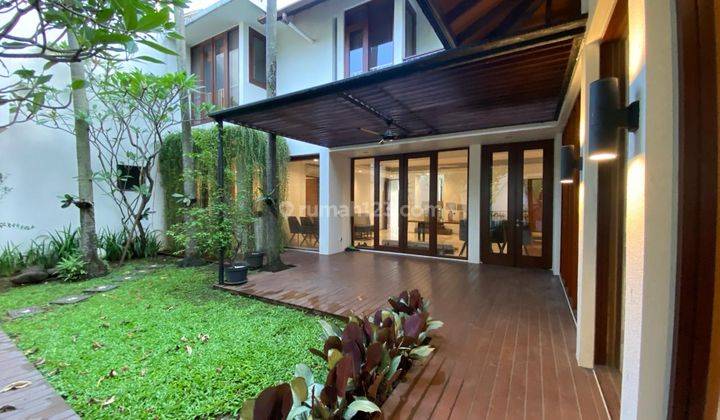 Luxury Tropical House In An Housing Complex In Cilandak Area 1