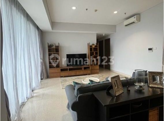 Apartemen bagus 2 bedroom plus 1 fully furnished di One Park Avenue 2