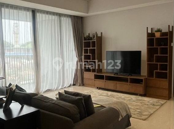 Apartemen bagus 2 bedroom plus 1 fully furnished di One Park Avenue