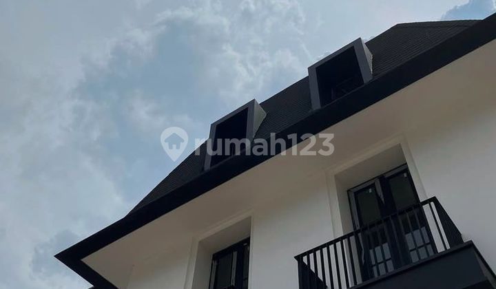 Rumah Baru Bagus dan Modern dalam Townhouse di Pondok Indah 2