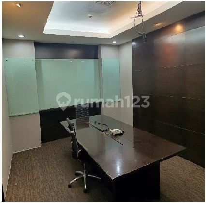 Ruang Kantor Bagus 1495,2 m2 unfurnished strategis di SCBD area