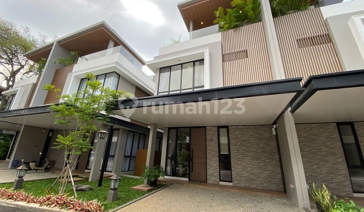Nice New Modern House in an Exclusive Cluster Adjacent to Lebak Bulus