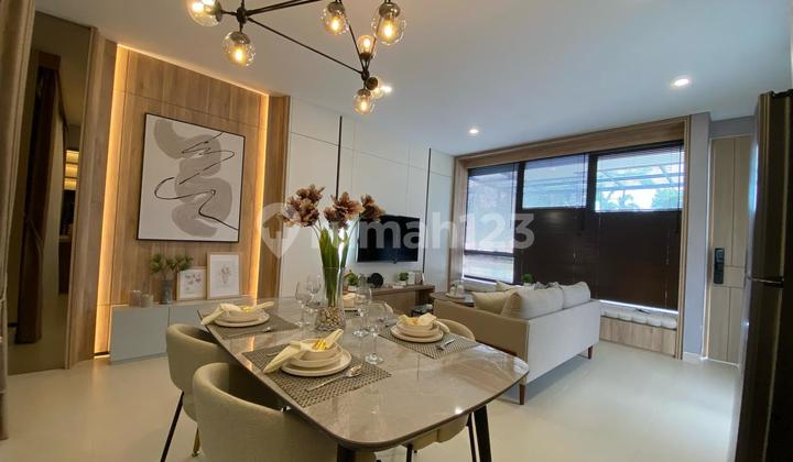 Rumah brand new 3 lantai modern dalam townhouse di Cilandak Jakarta Selatan 2