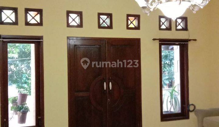 Rumah Murah Bagus 2 Lantai Furnished Siap Huni di Pasar Rebo 5