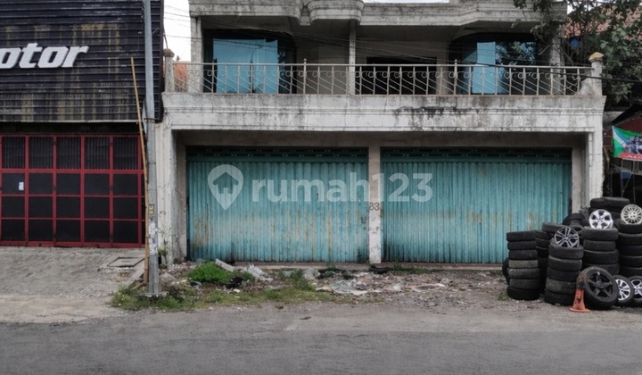 Baratajaya Main Showroom Suitable for Car Business 1