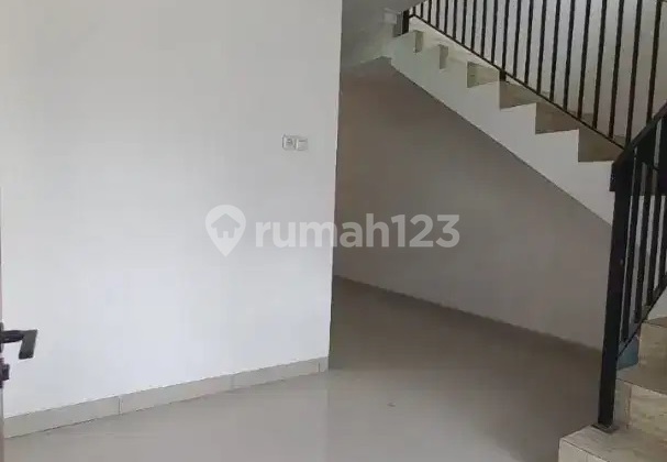 ROYAL PAKA MINIMALIS BARU GRESS DI DLM CLUSTER 2