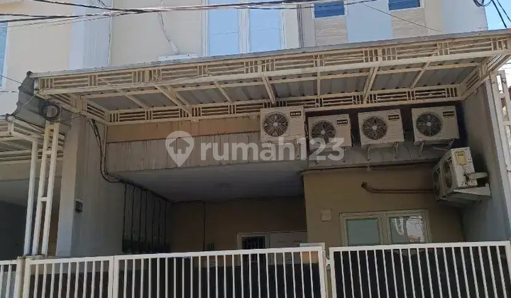 KOST²AN MODERN DI KUTISARI UTARA FULL FURNISH FULL PENGHUNI