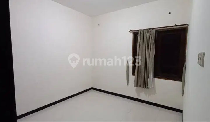 Rungkut Asri Utara Modern Siap Huni 2