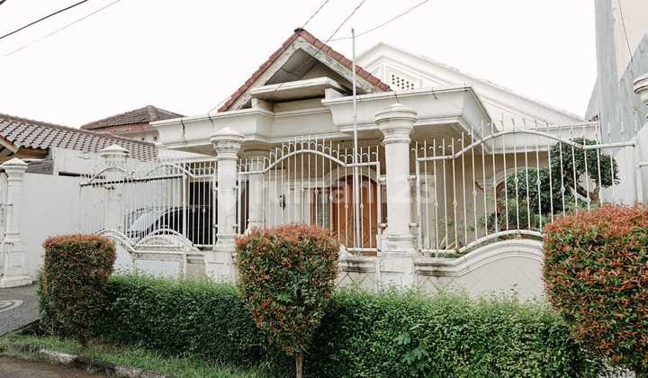 Dijual cepat Rumah bagus di Bintaro Sektor 3 (tonegp)