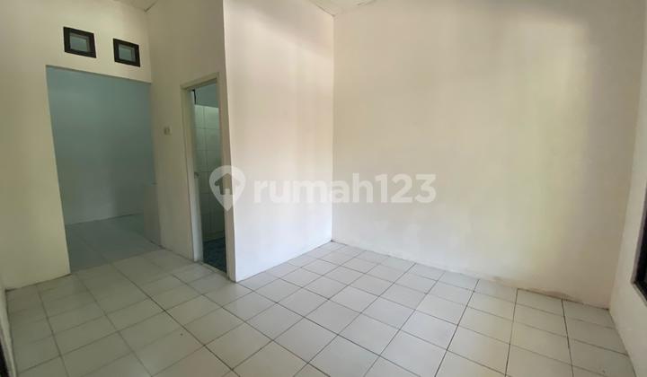 House.near Cisauk.Station 2