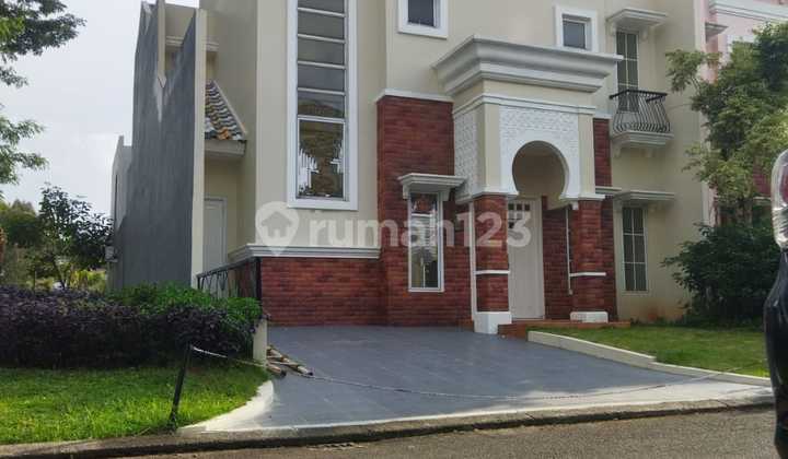 For Sale Ready-to-Occupy House in Alicante Cluster, Gading Serpong, Tangerang For Sale Ready-to-Occupy House in Alicante Cluster, Gading Serpong, Tangerang