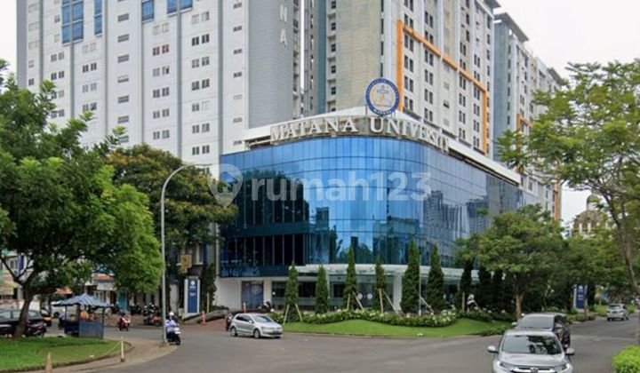 Shop house in a strategic location, cheap sale.