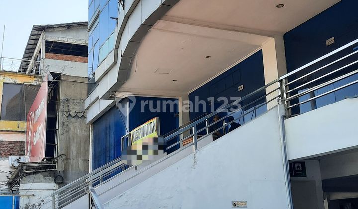 Disewakan Gedung 5 Lantai di Pusat Kota Sidoarjo 1