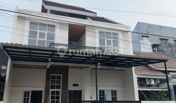 Rumah Bagus SHM di Ketintang Dekat Unesa dan Wiyung 2
