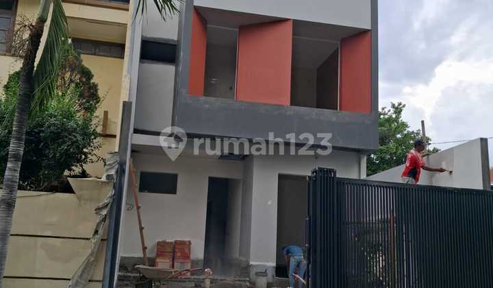 Rumah Bagus Murah di Manyar Dekat Kertajaya, Dharmahusada Rumah Bagus Murah di Manyar Dekat Kertajaya, Dharmahusada