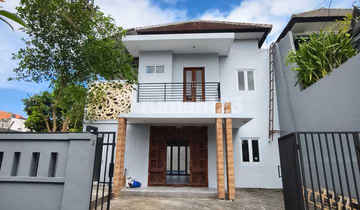 Furnished House with Pool on Tukad Irawadi Street, Panjer, Near Renon, Sanglah, Sudirman. 2