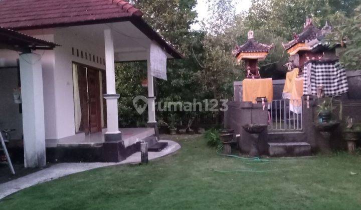 Fully Furnished Luxury Villa Style House in Taman Baruna Jimbaran  2