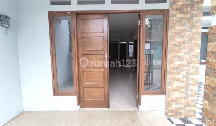 Rumah Minimalis 2 Lantai Type 100 di Pondok Benda Pamulang 2