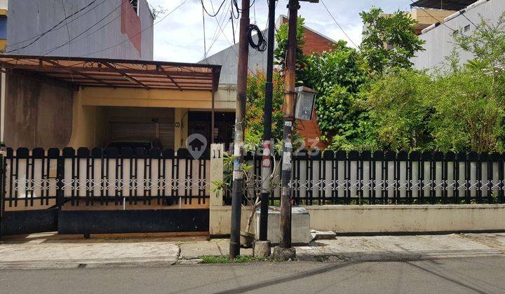 Dijual Rumah di Salemba, Investasi Emas di Pusat Kota Jakarta 1