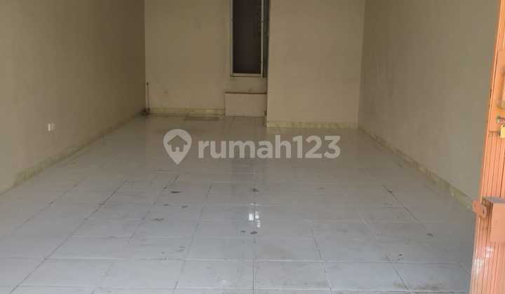 Deltamas Cikarang Notre Dame Complex Shop House, Area 40, IDR 35 million, 1 floor, 1 bathroom, Certificate of Ownership. 2