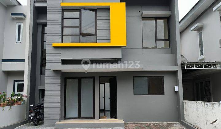 Rumah Deltamas Cikarang Cluster Fresno 2 Lantai Type 82 Rp. 1.6 M SHM 1