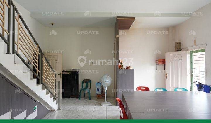 Gudang Di Pergudangan Cemara Trade Centre Jalan Pasar 1 Sintis 2