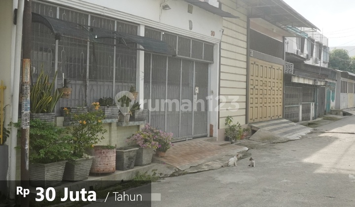 Rumah Di Jalan Metal Medan 1