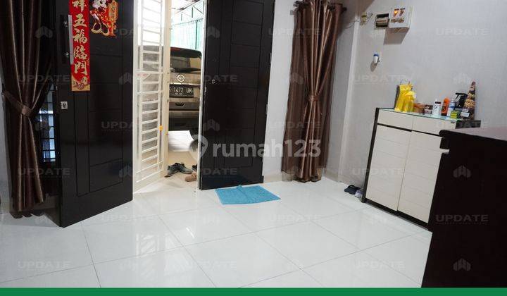 Ruko Di Jalan Serbaguna Medan 4