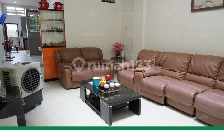 Ruko Di Jalan Serbaguna Medan 7