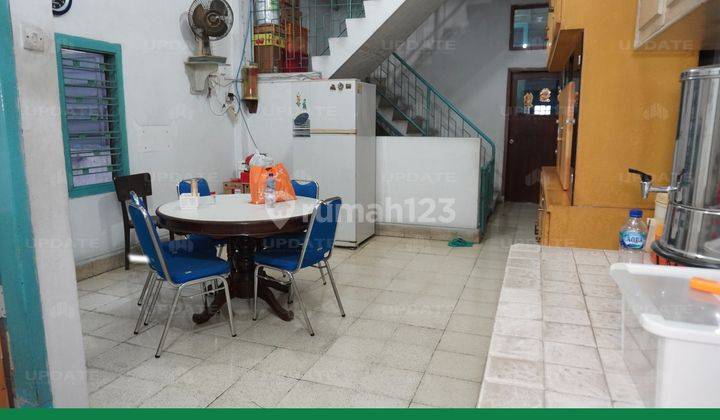 Ruko Di Jalan Sutomo Medan 3