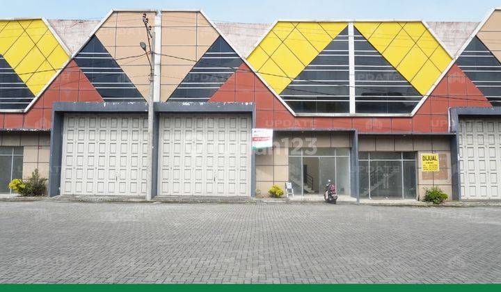 Gudang Di Pergudangan Mega Trans Centre Jalan Medan 1