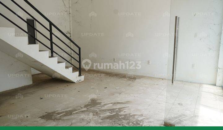 Gudang Di Pergudangan Mega Trans Centre Jalan Medan 6