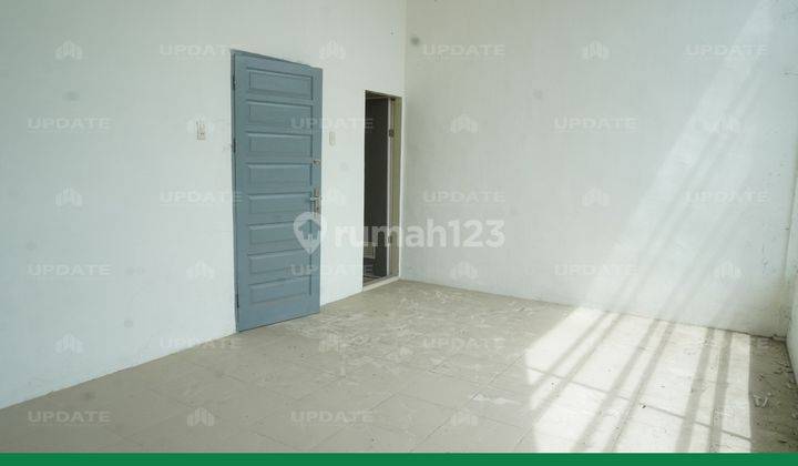 Gudang Di Pergudangan Mega Trans Centre Jalan Medan 12