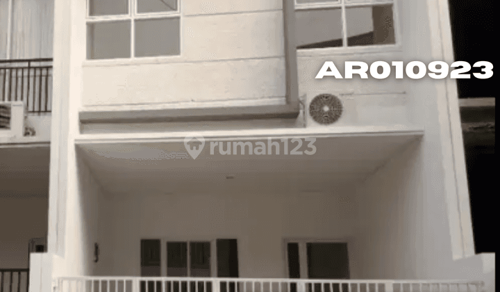 Rumah Dekat Ring Road Cengkareng rawa Buaya Puri Indah 1