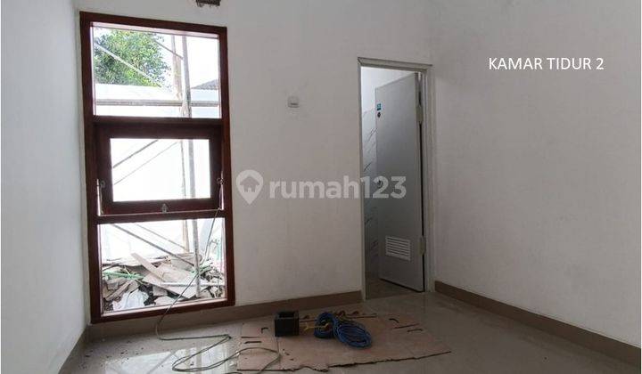 Rumah samping Kompleks Pemkab di Bantul Kota Pinggir Jalan Aspal Proses Bangun 2