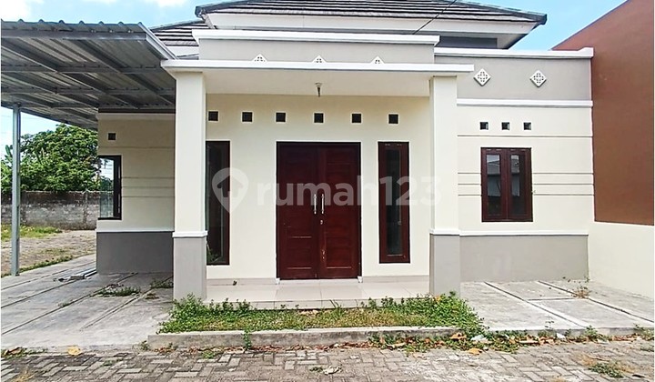 Perumahan Dijual di Jl Imogiri Barat KM 7 Sewon dekat Kampus UAD Perumahan Dijual di Jl Imogiri Barat KM 7 Sewon dekat Kampus UAD